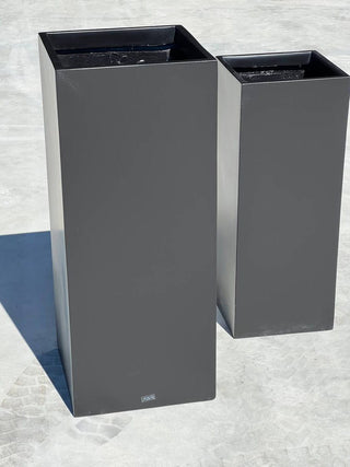 Elle krukka i grå utførelse.